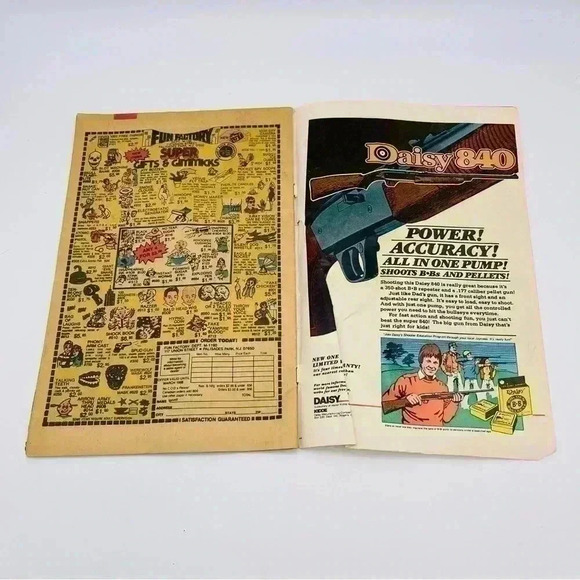 Vintage 1980 Marvel Comics The Incredible Hulk #249 Comic - Picture 3 of 5